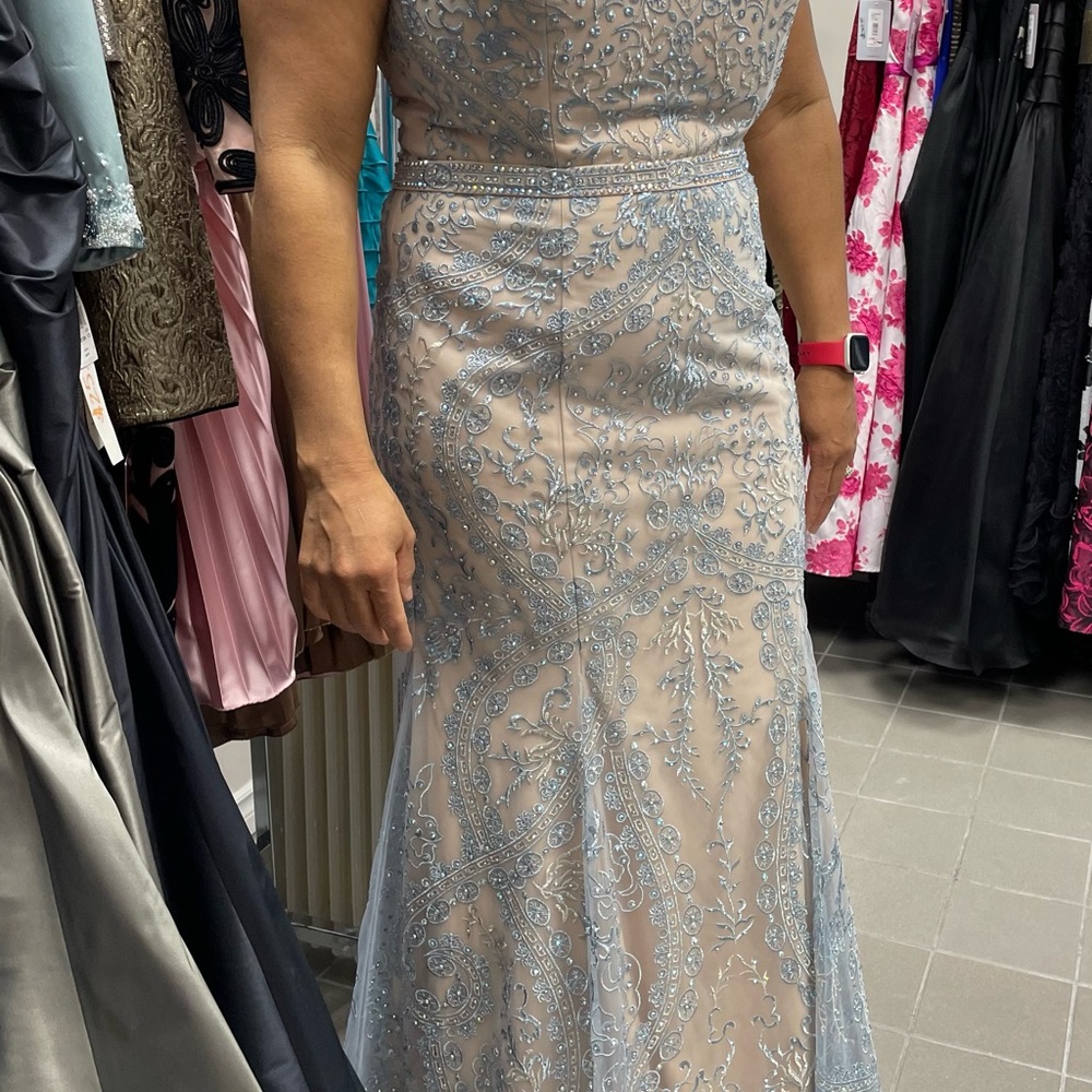 XL F.I-E-S-T-A Fashion long gowns day/night well brand new.